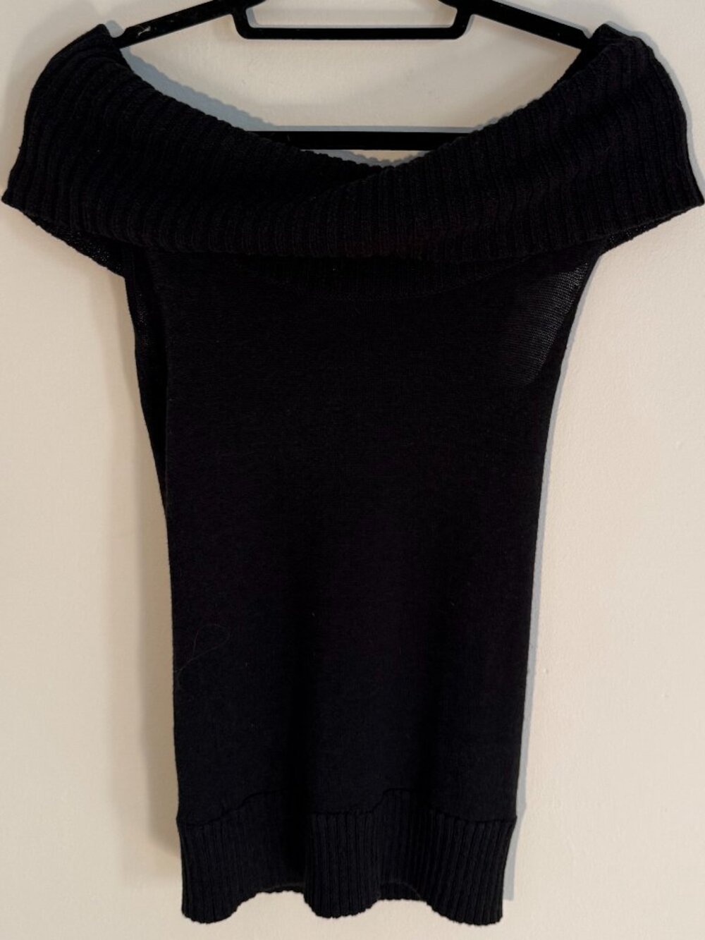 BCBG cowl neck sleeveless shirt